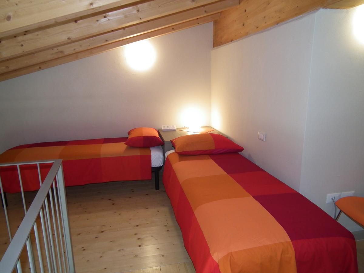 מונזמבנו L'Isolo B&B E Case Vacanza מראה חיצוני תמונה